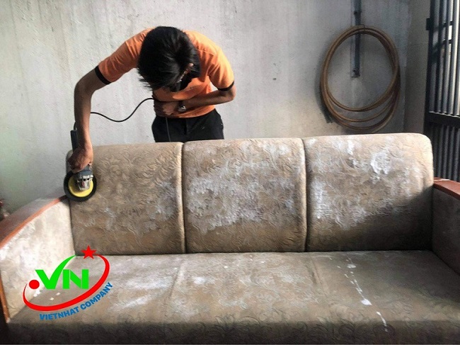 Dịch vụ giặt sofa tại nhà Hà Nội | Ảnh từ dịch vụ vệ sinh Việt Nhật