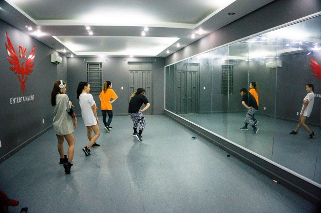 Cho thuê phòng tập nhảy HCM uy tín | Ảnh từ DK Dance Studio