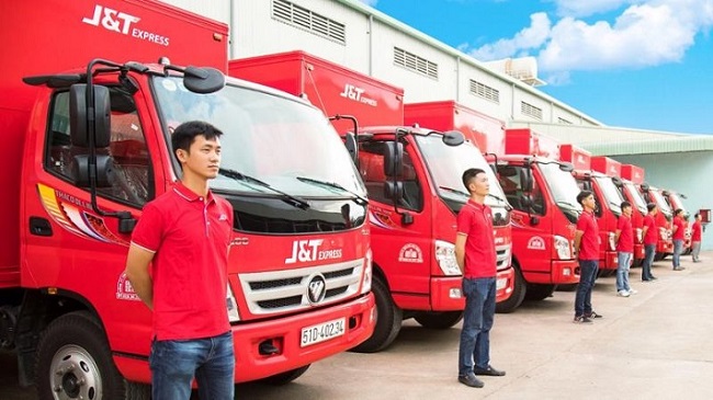 Vận chuyển hàng hóa bằng xe tải | Nguồn ảnh: Công Ty J&T Express