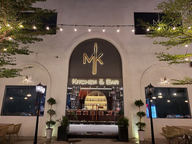 Lounge MK Kitchen & Bar